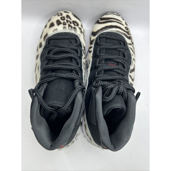 Air Jordan 11 Retro “Animal Instinct” Women's Shoes Black/Gym Red Sail White 5.5 - Picture 7 of 14